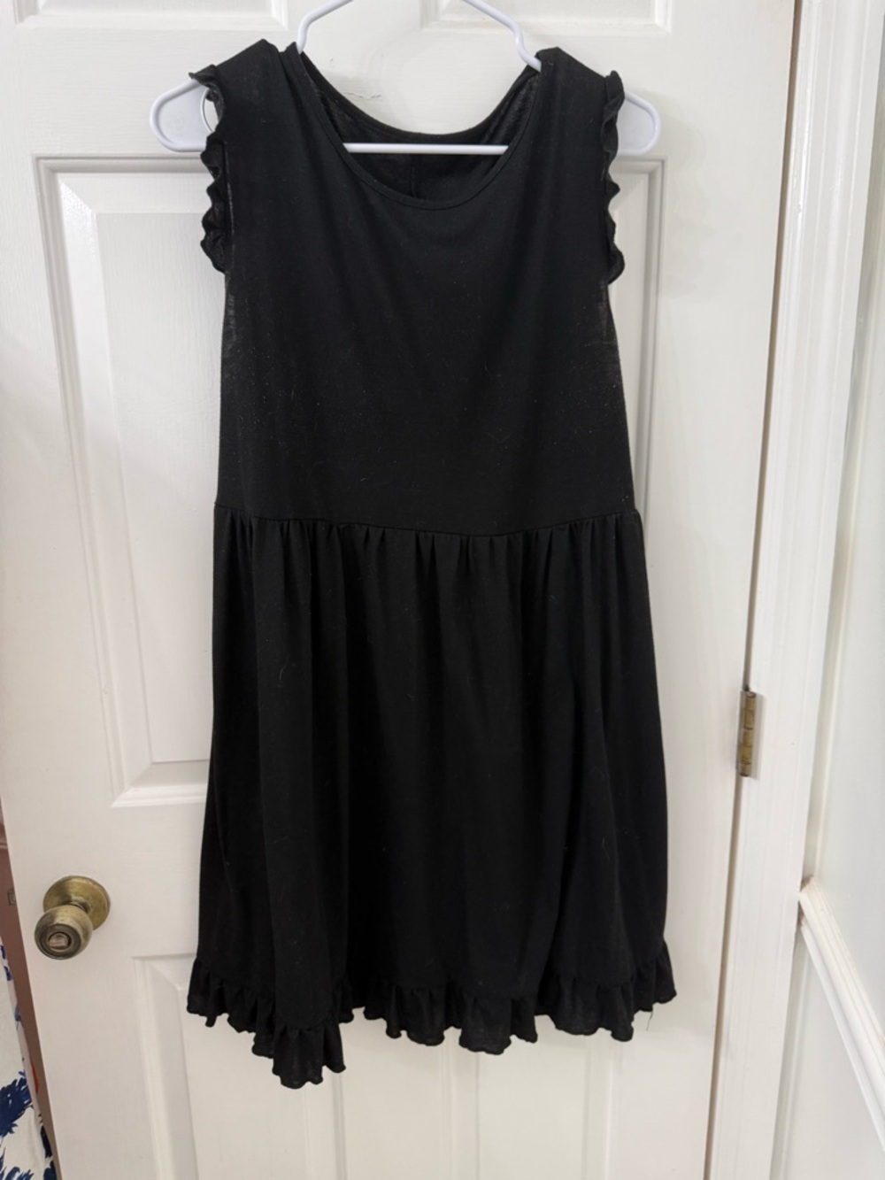 SHEIN Black Sleeveless Ruffle-Hem Casual Dress